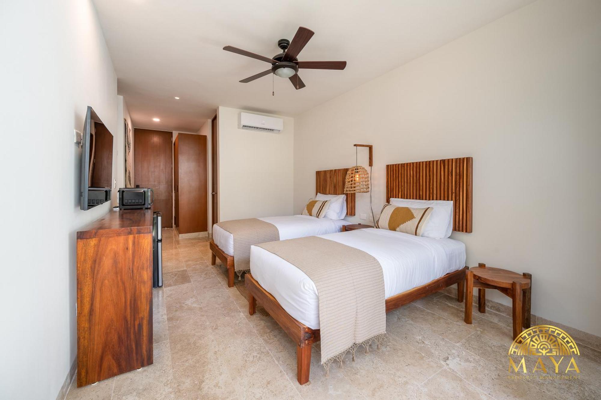 Aparthotel Nhoa By Maya Pm 4*