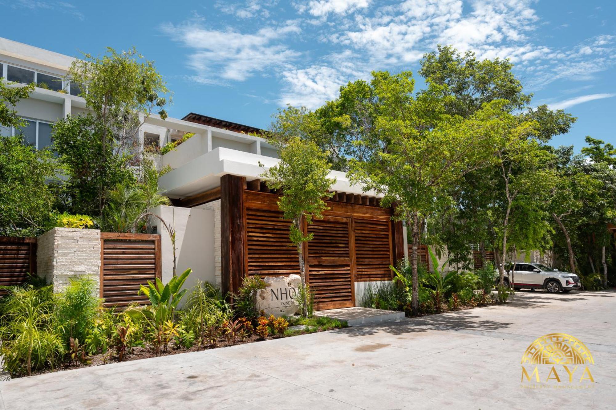 Nhoa By Maya Pm Aparthotel 4*